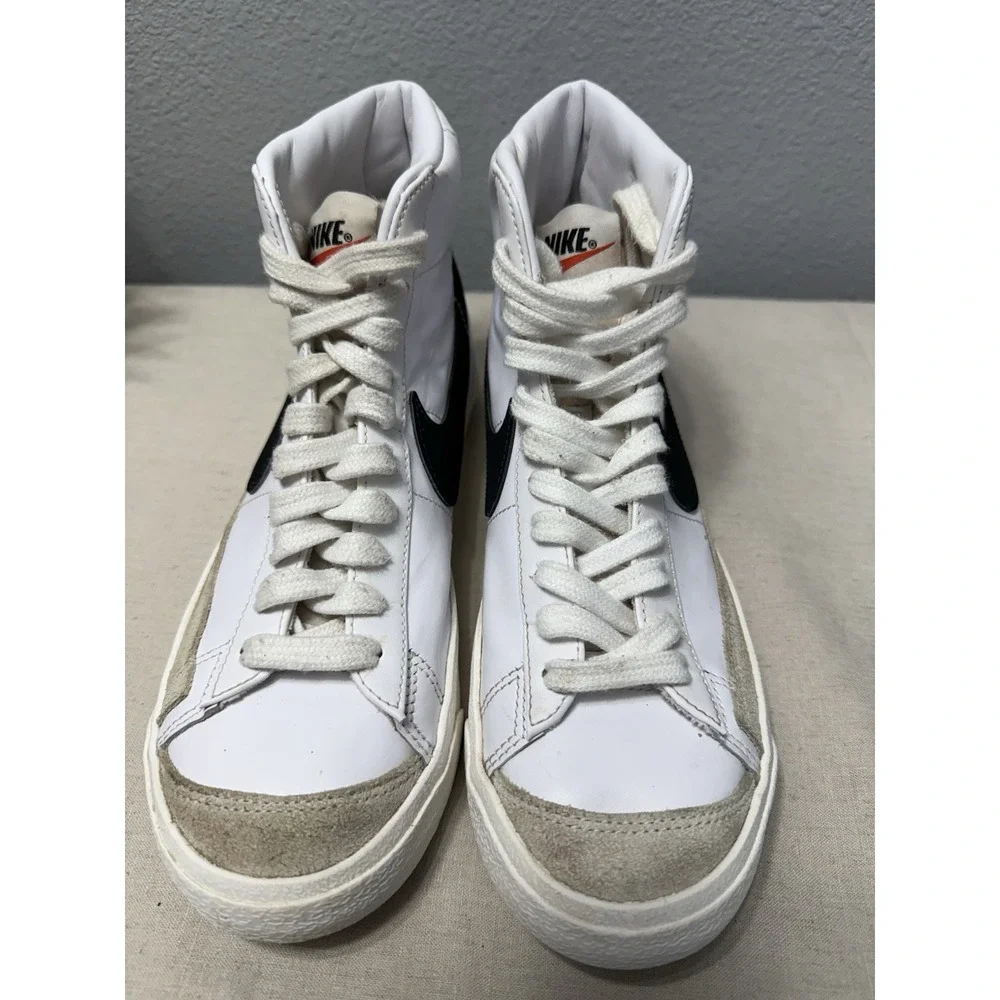 Nike Blazer Mid 77 Womens 8 White Black‎ CZ1055-100